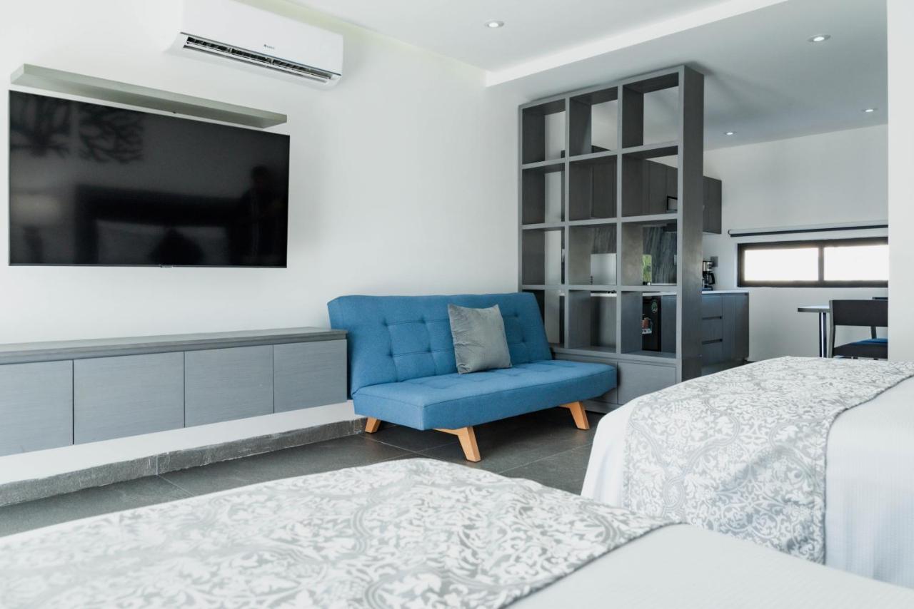 Dreams Apartments 1 Loft A 9 Minutos De La Playa Isla Mujeres Exterior photo